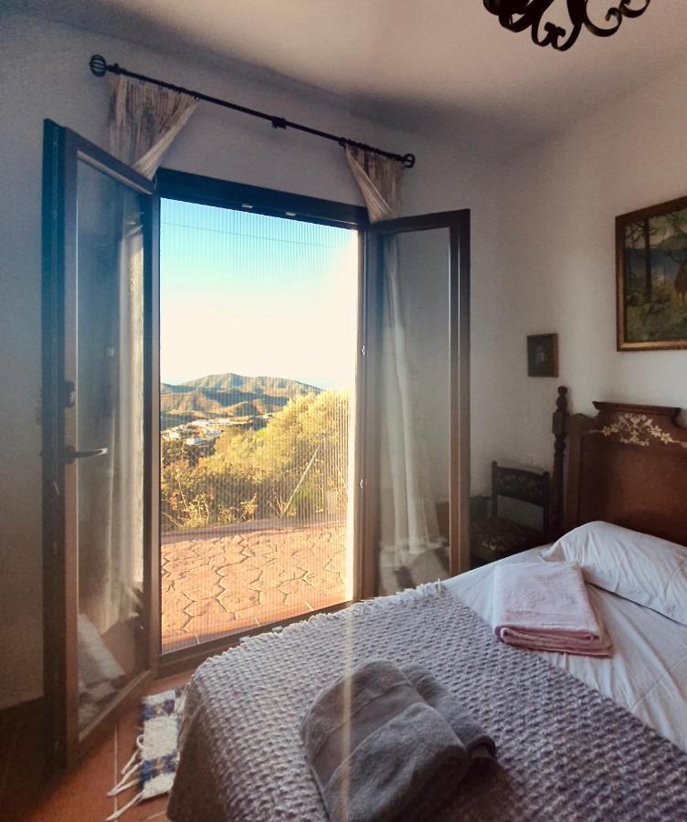 En-Suite Bedroom With Private Entrance At Casa Sofija Sedella Exteriör bild